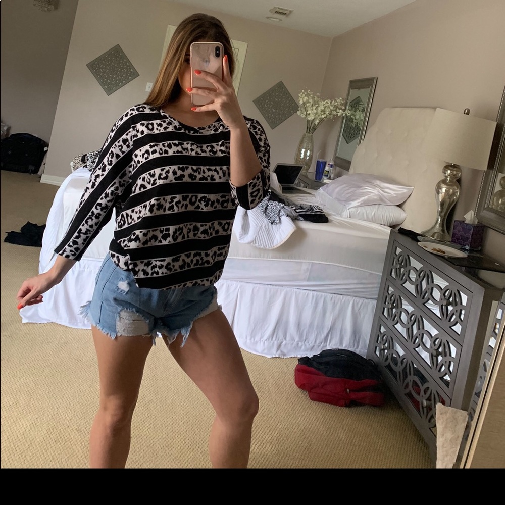 Leopard sweater